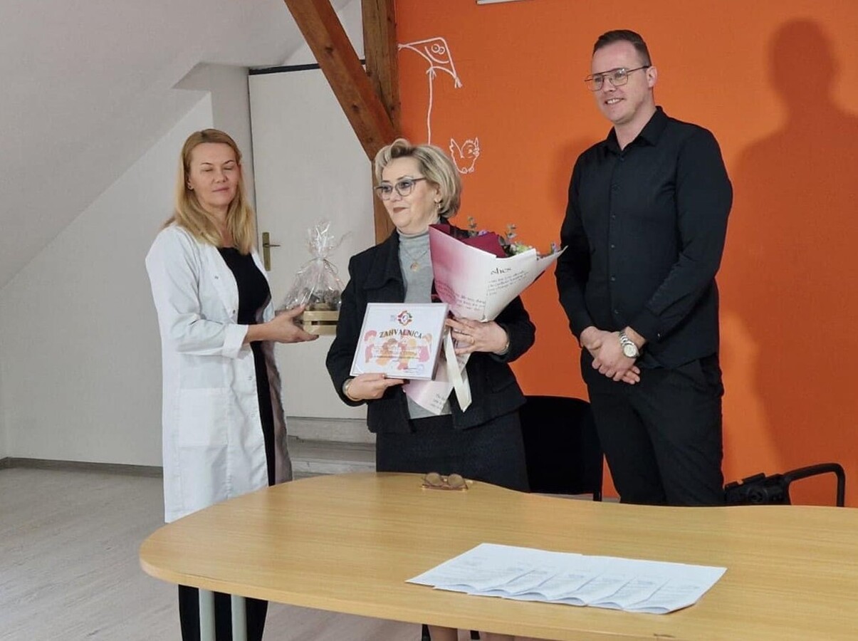 1741618829_67cefe8d8ec31