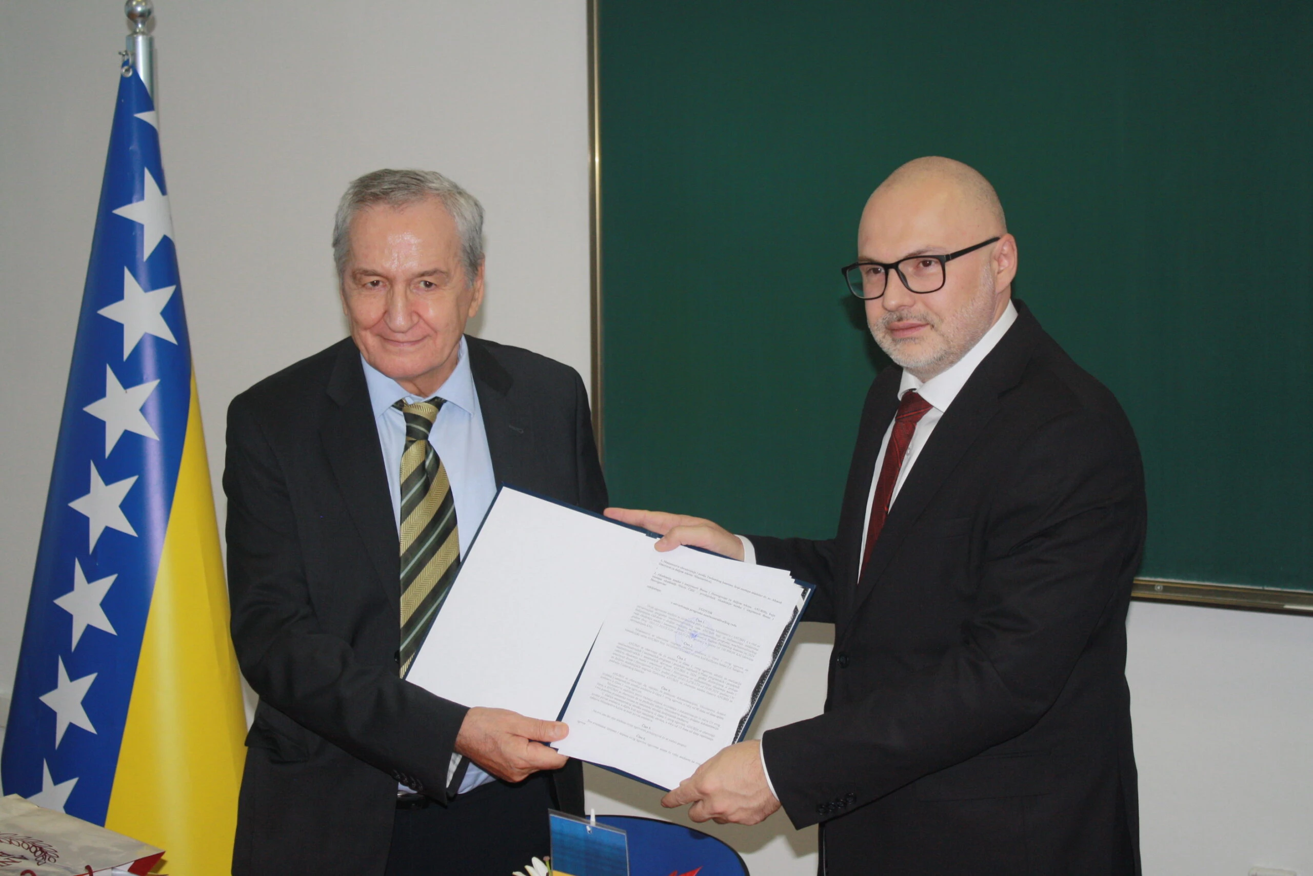 Vlada Tuzlanskog kantona podržala naučno-istraživački rad Akademije nauka i umjetnosti Bosne i Hercegovine sa 100.000 KM